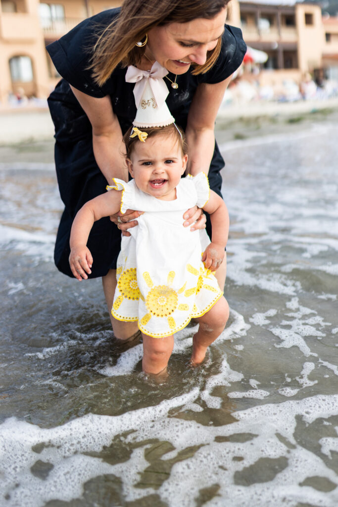 A La Jolla Beach Photographer Captures a First Birthday (No “Photo Shoot” Required) la jolla beach photographer 5
